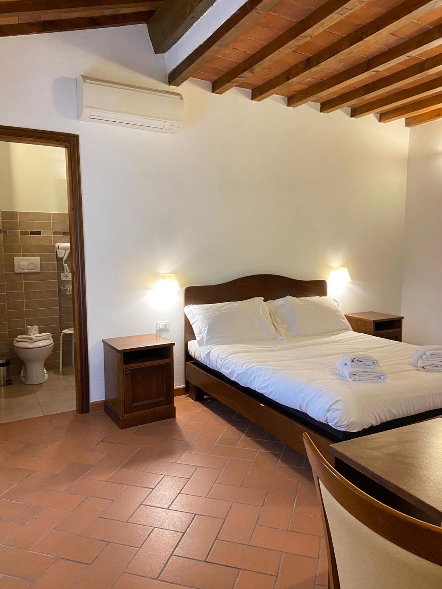 לינה וארוחת בוקר פירנצה Casale Dei Cento Acri מראה חיצוני תמונה